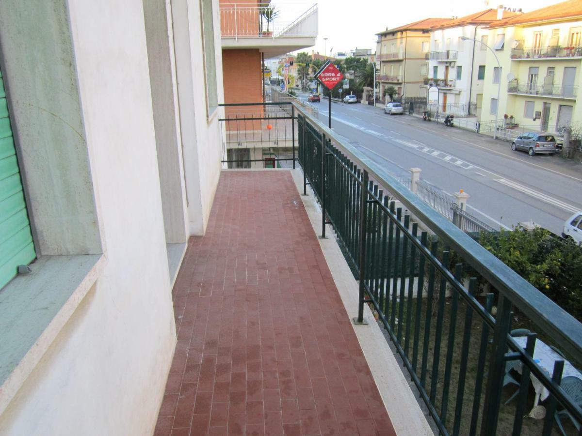 Ferienwohnung Casa Arcobaleno Cupra Marittima Exterior foto